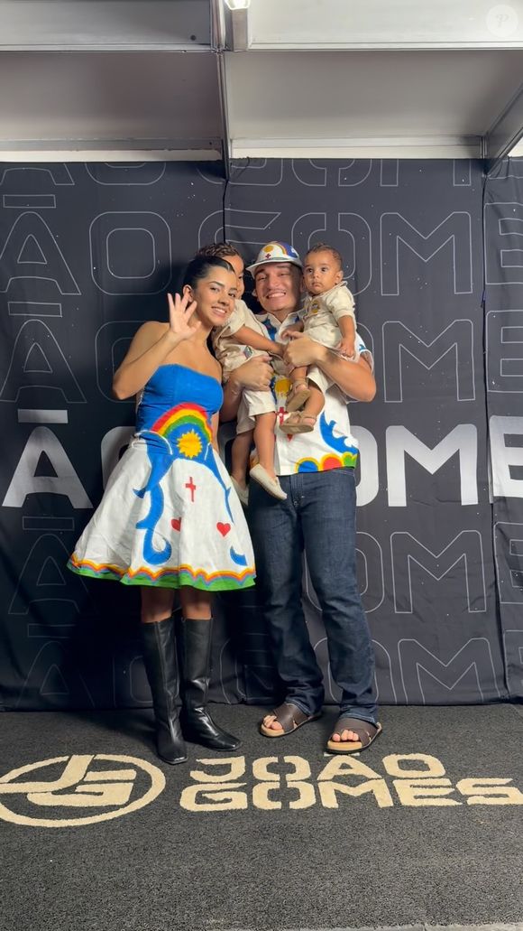 Ao lado da esposa, Ary Mirelle, João Gomes encontra um dos principais refúgios da intensa rotina de artista e pai de 2 filhos
