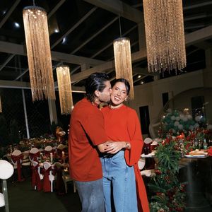 A internet não perdoa: depois da separação de Zé Felipe e Ana Castela, internautas resgataram um momento do cantor no palco cantando Só Tem Eu e reacenderam especulações sobre o passado com Virgínia