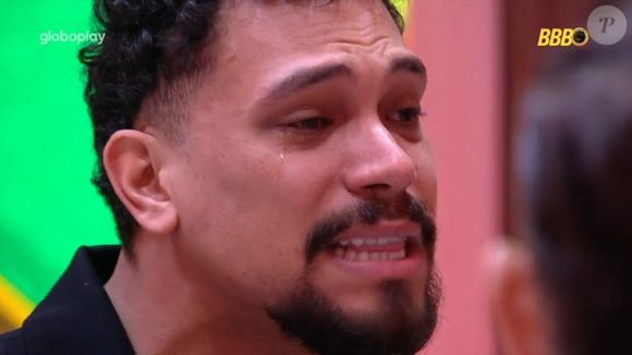 Vinícius chora muito após formação de Paredão do 'BBB 25'