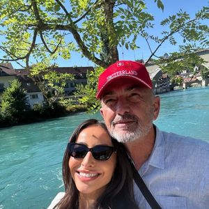 Omar Rahal recebeu uma carta carinhosa da equipe médica. O bilhetinho veio acompanhado de um buquê com rosas brancas