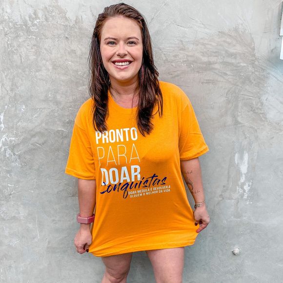 Mari Bridi manteve seu cabelo castanho por um bom tempo