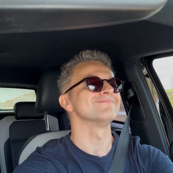 Lucas Lima assumiu o namoro, mas preferiu não dar maiores detalhes: ‘Eu só não queria dar uma ‘declaração’, sabe? Não curto isso… Mas o Instagram tá bem claro’