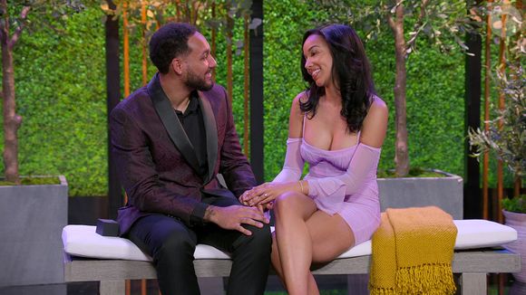 Devin Buckley e Virginia Miller estão noivos