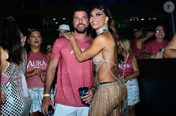 Juliana Paes fez uma rara aparição com o marido, o empresário Carlos Eduardo Baptista