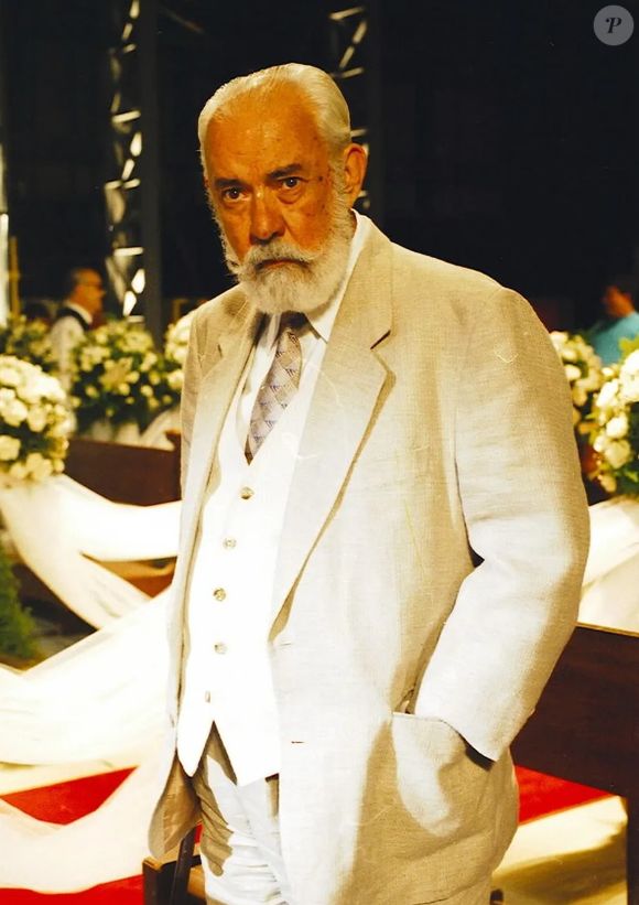 Pai de Fernanda Torres, Fernando Torres morreu em 2008, aos 80 anos