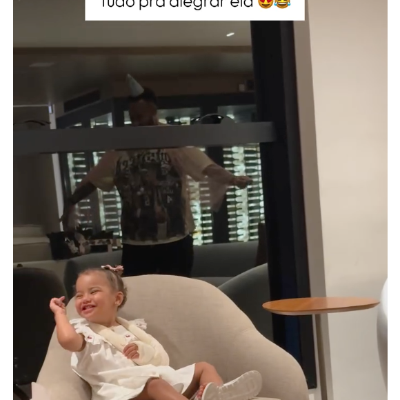 Muito expressiva, Mavie se divertiu com Neymar e ainda chamou o jogador de 'doidinho'