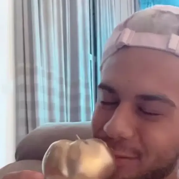 Zé Felipe ironizou Neymar pela falta do prêmio de Bola de Ouro