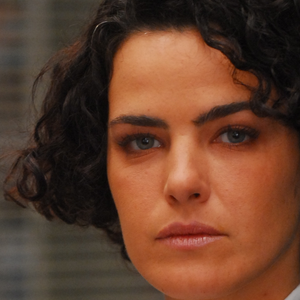 Antes de deixar a TV Globo para nunca mais voltar, Ana Paula Arósio sofreu represália drástica da emissora