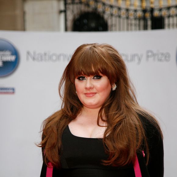 Adele passou por uma mudança radical em seu corpo ao longo dos últimos anos