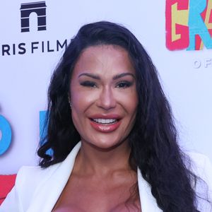 Gracyanne Barbosa tentou pedir que a organização do evento comprasse uma nova passagem. Pedido recusado