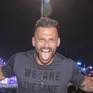 Henri Castelli assumiu que fez tratamento psicológico após caso de agressão