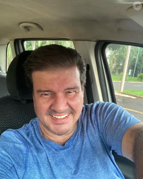 O apresentador e radialista Manoel Branco morreu, neste sábado (07), aos 57 anos