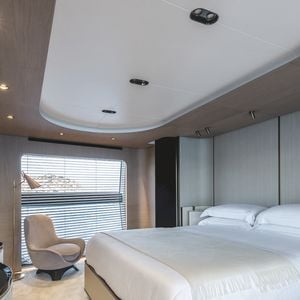 Quartos do Azimut Grande 27 Metri acomodam hóspedes com conforto digno de resort cinco estrelas