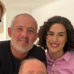 Renato Aragão ganha defesa da caçula, Lívian Aragão, após polêmica com Juliana Aragão: 'Não fazíamos ideia...'