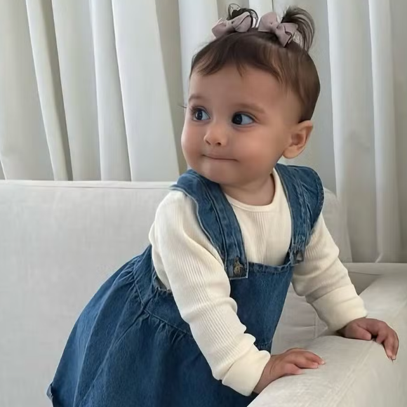 Amanda Kimberlly publicou algumas fotos de Helena, sua filha.