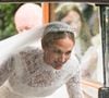 Assinado por Emilia Wickstead, o vestido de noiva de Harriet Sperling chamou atenção pelos detalhes clássicos e atemporais