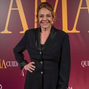Diná é apontada como possível responsável pela morte de Francesca em 'Quem Ama Cuida'. Nas redes sociais, fãs levantam teorias sobre o passado misterioso das duas personagens