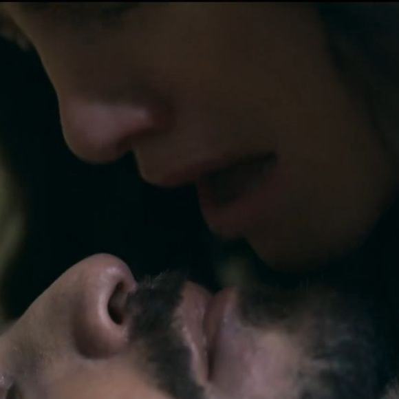Em sua primeira protagonista de novela das nove, Letícia Colin virou assunto nas redes sociais após cena intensa de Adriana no IML em Quem Ama Cuida