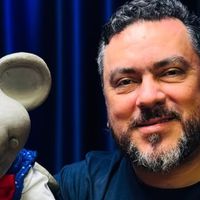Com quantos anos você descobriu que o Xaropinho, parceiro de Ratinho há 27 anos na TV, foi criado por um pastor?