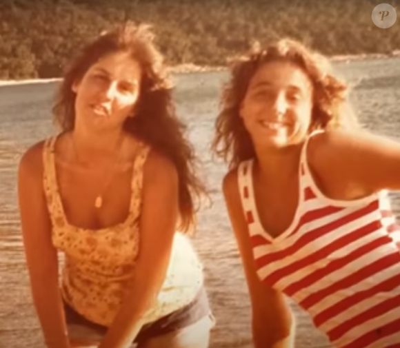 Marisa Orth em foto na juventude: atriz já foi vocalista de uma banda e cantou o tema de abertura da novela 'Que Rei Sou Eu?'