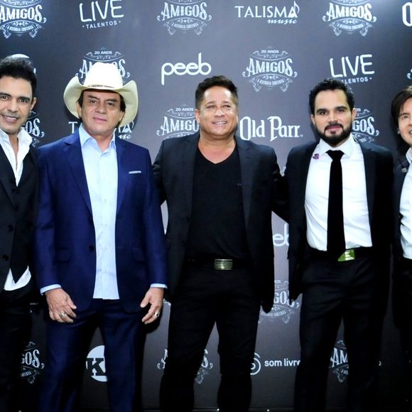 Zezé Di Camargo & Luciano e Chitãozinho & Xororó representaram o especial ‘Amigos’ no show de 60 anos da TV Globo