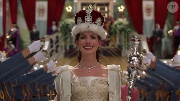 Anne Hathaway voltará como Mia Thermopolis em O Diário da Princesa 3, mas Julie Andrews não reprisará o papel de Rainha Clarisse