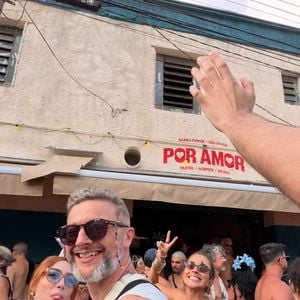 Lucas Lima não esconde do público sua paixão por Carnaval. O músico curtiu diversos blocos de rua em São Paulo durante a folia nos últimos dias