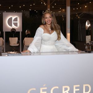 Beyoncé falou sobre a psoríase em um recente vídeo promocional de sua marca de cuidados capilares