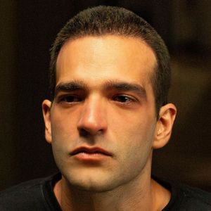 Afonso morre em 'Vale Tudo'? Filho de Odete Roitman descobre que tem leucemia, o rapaz sofrerá com sangramento, cansaço e manchas de sangue