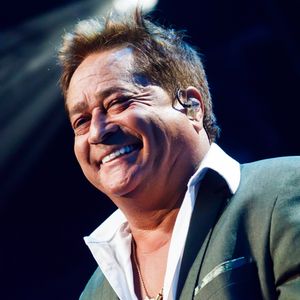 Leonardo viralizou nesta sexta-feira (24) após participar do aniversário de 3 anos da neta, Maria Flor