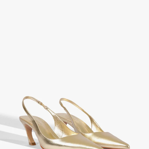 Modelo da Schutz resgata o clima dos anos 90 e lembra o estilo marcante de Lady Diana com toque moderno e sofisticado