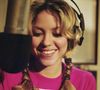 Shakira nasceu no ano de 1977 e se identificou com a música logo nos primeiros anos de vida