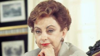 Antes de morrer, Beatriz Segall revelou detalhe polêmico sobre seu contrato com a Globo - e muitos fãs de 'Vale Tudo' não sabem disto!