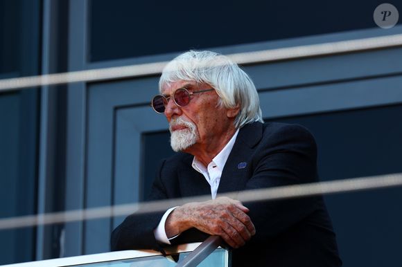 Ecclestone disse sobre Hamilton: 'Teve sorte de estar lá quando... primeiro, não havia tanta concorrência, então foi um pouco mais fácil. E agora ele tem concorrentes que, quando ele ganhava tudo, não tinham muitos no topo', disse.