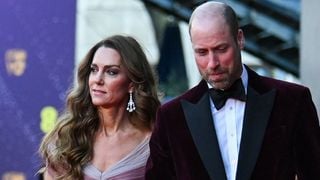 No BAFTA 2026, Kate Middleton brilha em vestido reciclado rosa Gucci: em nova aparição durante momento delicado na Família Real, Princesa de Gales repete look usado em 2019