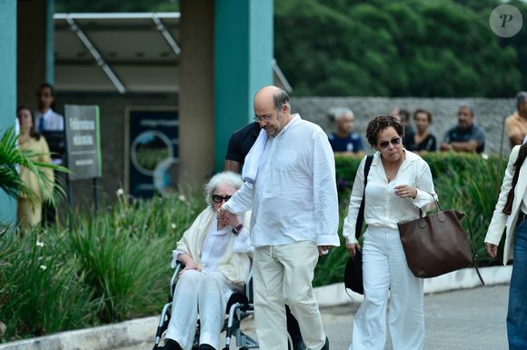 Com Otávio Muller entre os presentes, o corpo de Preta Gil será cremado na Capela Ecumênica do Cemitério da Penitência