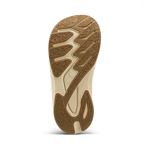 Nem alpargatas, nem sapatilhas. As sandálias confortáveis ​​que são a sensação deste verão são estes modelos desportivos e confortáveis