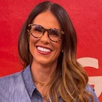 'Muitas pessoas entenderam a minha saída como etarismo, porque realmente nenhuma mulher do esporte consegue envelhecer em paz no vídeo. Mas...': aos 45 anos, Joanna de Assis envia conselho fundamental às meninas com sonho de carreira no telejornalismo esportivo; jornalista foi demitida da Globo após 2 décadas