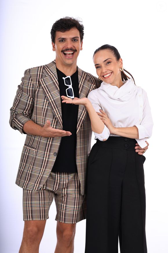 Os atores Manuela Duarte e Osvaldo Novais integram o elenco de “Icônica: De Faxineira à Fashionista”, novelinha do Globoplay ambientada nos bastidores cheios de rivalidade e glamour do mundo fashion