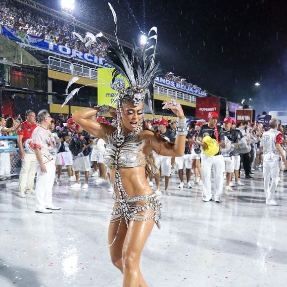 Juliana Paes voltou à Viradouro para desfilar apenas em 2026