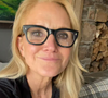 1. Mel Robbins, autora best-seller e especialista em desenvolvimento pessoal, aconselha filhos adultos a aprenderem a amar os pais como eles são, e não como gostariam que fossem, segundo o jornal argentino La Nacion