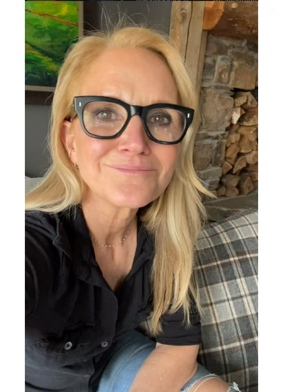 1. Mel Robbins, autora best-seller e especialista em desenvolvimento pessoal, aconselha filhos adultos a aprenderem a amar os pais como eles são, e não como gostariam que fossem, segundo o jornal argentino La Nacion