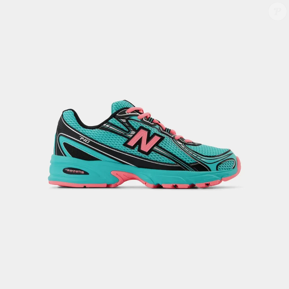 Esportivo, retrô e cheio de personalidade: New Balance 740 "Cyber Jade" une referências dos corredores tecnológicos dos anos 2000 com uma cartela de cores ousada