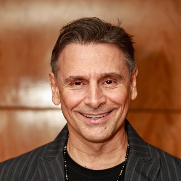 Em entrevista ao site da Band, Murilo Rosa contou que o pai faleceu em 12 de setembro de 2023.