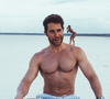 Namoro com Sebastian Rullí foge bastante dos padrões tradicionais. Mesmo juntos há mais de uma década, eles preferem morar em casas separadas. A própria atriz já comentou publicamente sobre essa escolha.