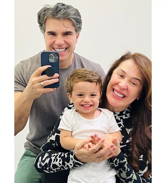 Filho de Claudia Raia, Luca nasceu em fevereiro de 2023, quando a artista tinha 56 anos.