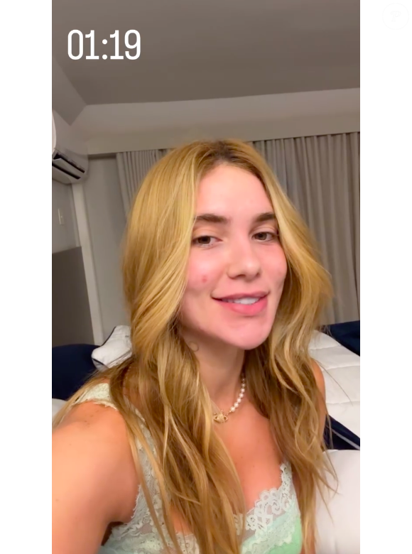 Virgínia Fonseca, então, revelou o contraste de sua pele com e sem maquiagem