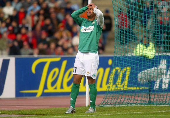 Em 2004, Denilson venceu o processo na Justiça e Belo foi condenado a indenizá-lo. Na época, a sentença foi de pagamento de R$ 388 mil