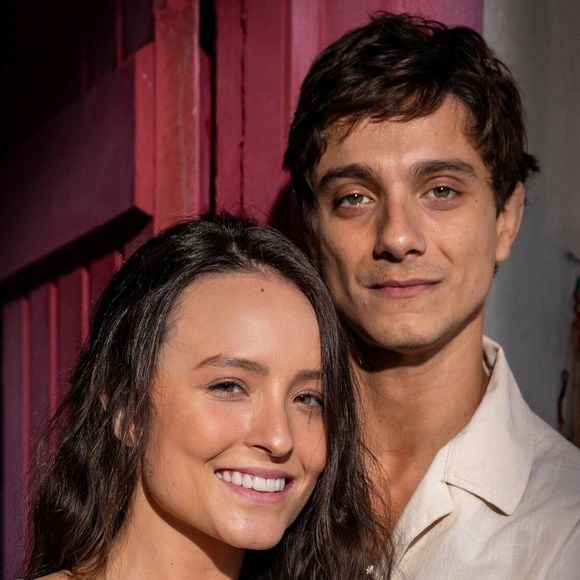 Com quem Estela fica no final de Êta Mundo Melhor? Enfermeira deve terminar namoro com Túlio para se reaproximar de Celso