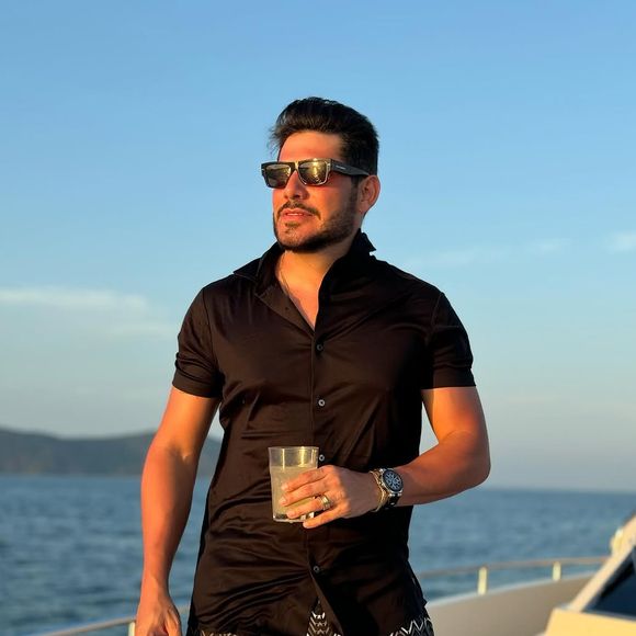 O empresário paraibano Yugnir é irmão de Camila Ângelo